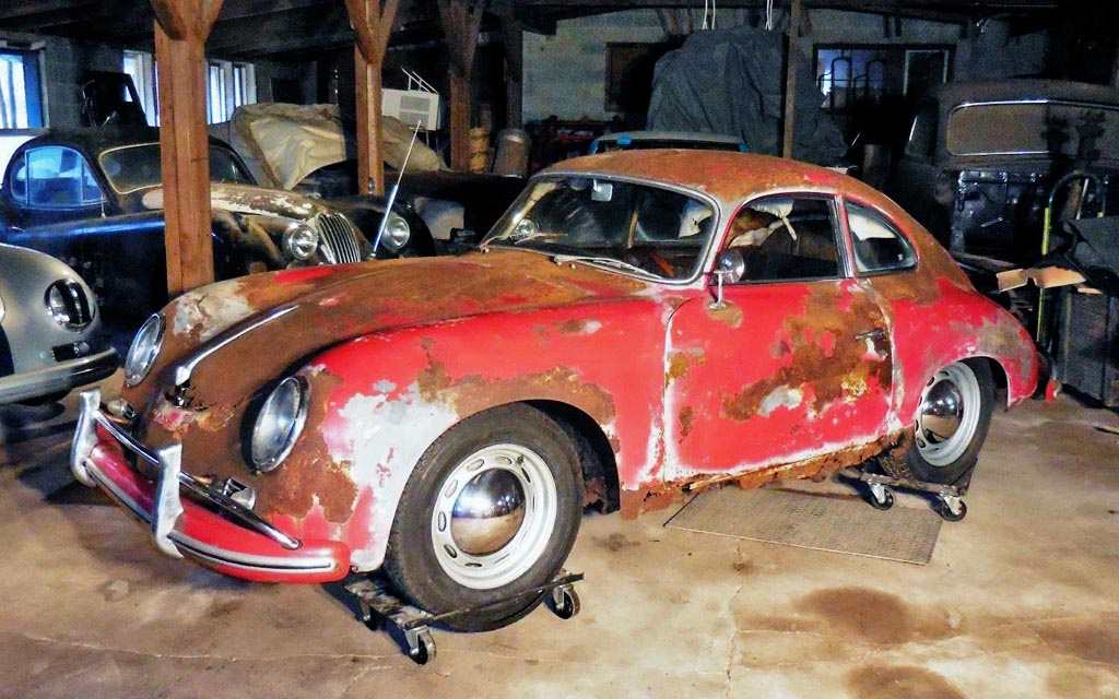 Rusty Porsche 356A Coupe