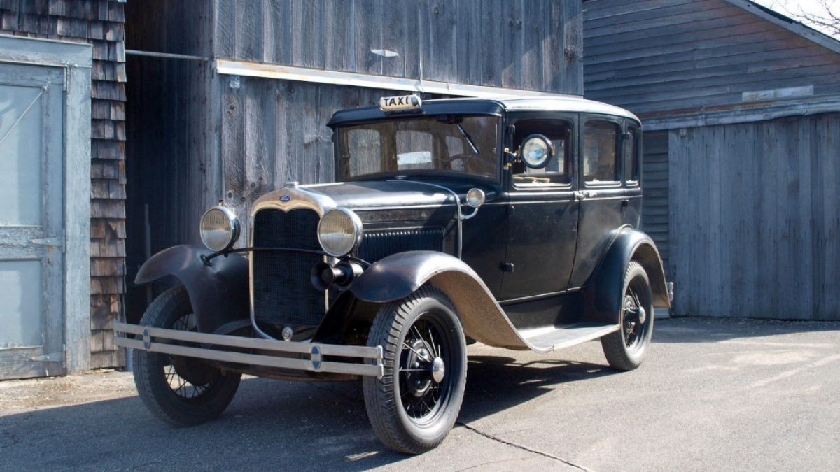 1930-Ford-Model-A-Taxi-