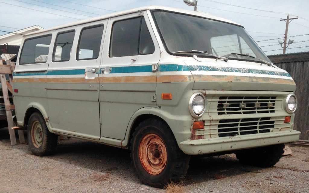 1972 Ford E100 Van