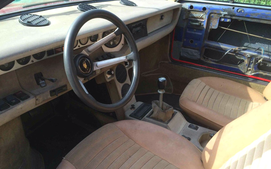 1975 Lamborghini Urraco Interior