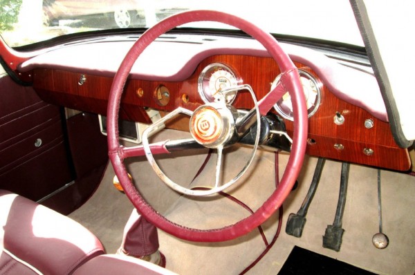 1960 Wolseley 15-60 Interior