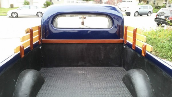 '59 Volvo pickup bed