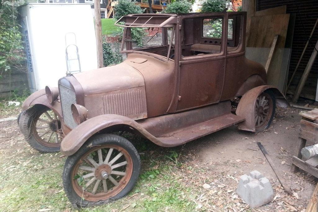 Rusty Model T Pickups