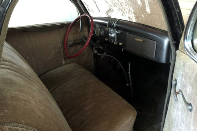 1935 Ford 3 Window Coupe Interior