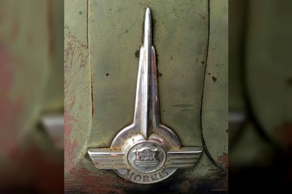 1959 Morris Minor Emblem