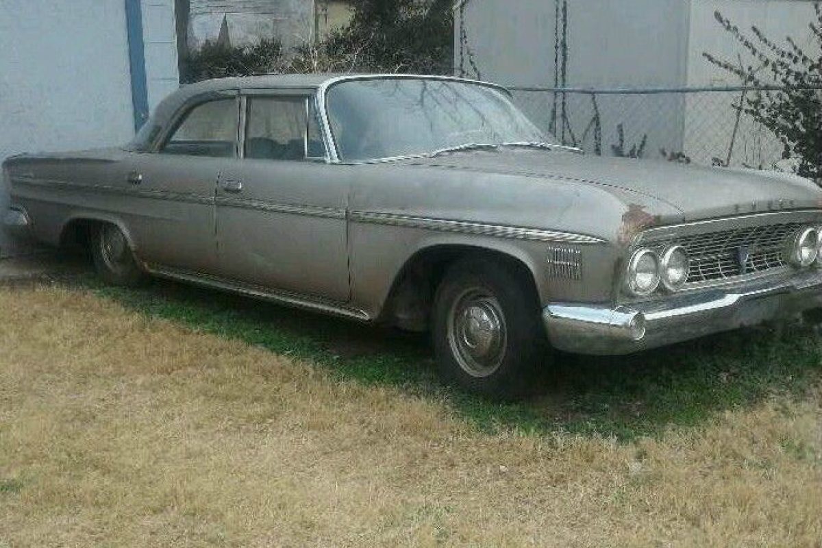 For The Big Car Person: 1962 Dodge Custom 880 | Barn Finds