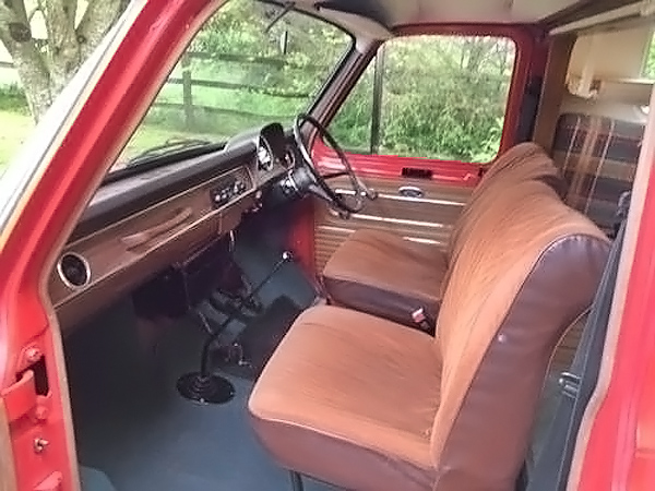 041016 Barn Finds - 1973 Ford Transit Mk1 Camper - 4