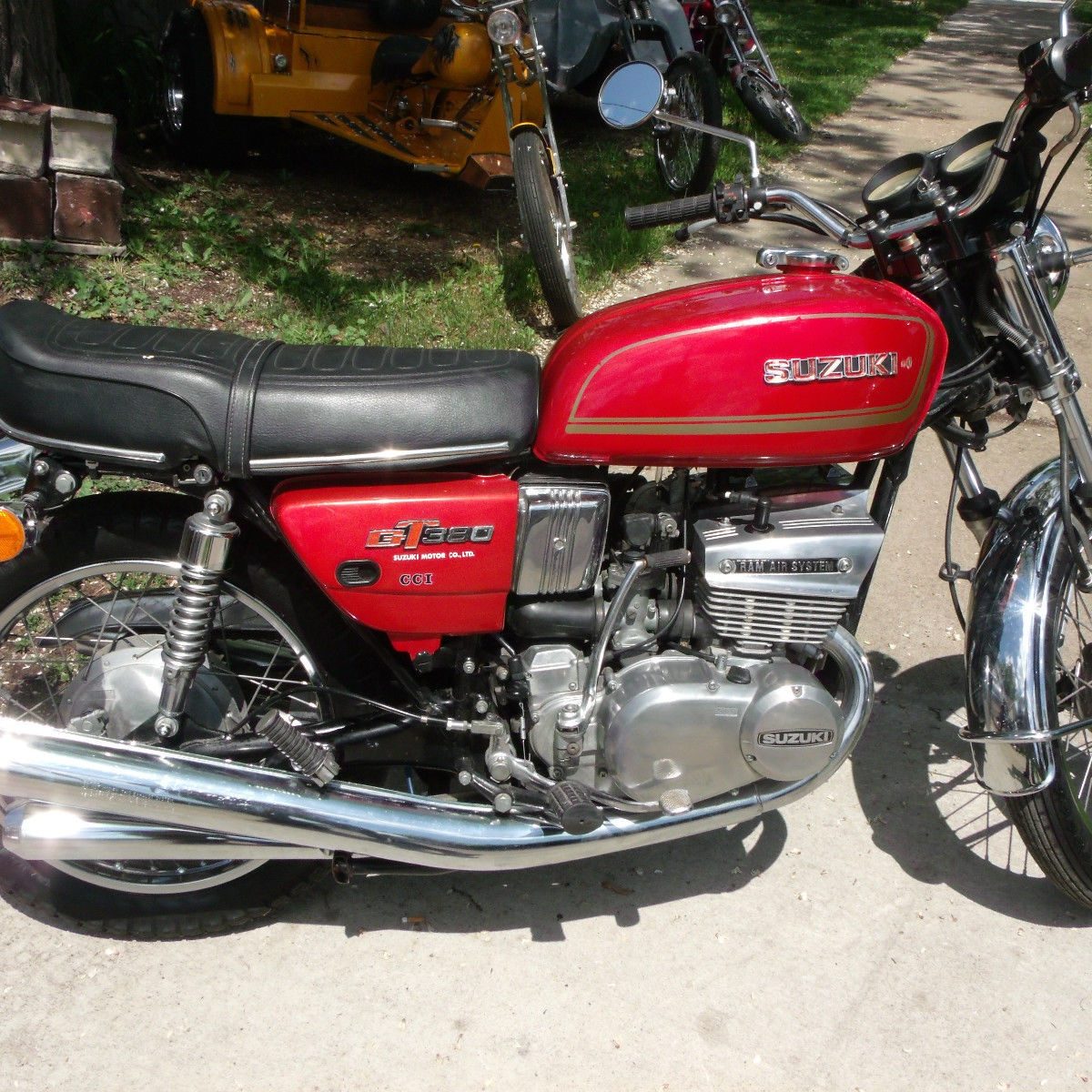 Two-Stroke Triple: 1974 Suzuki GT380 | Barn Finds