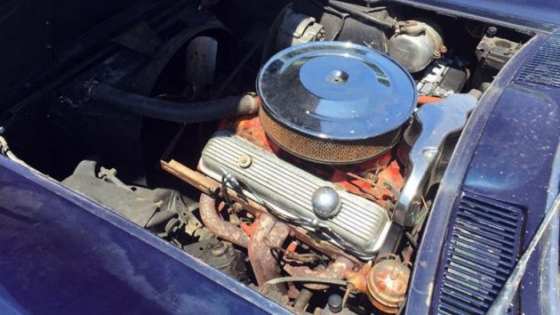 1963 Corvette Coupe Engine