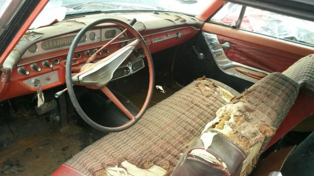 060716 Barn Finds - 1960 Ford Galaxie Starliner - 3