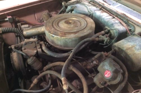 1961 Imperial Crown Engine