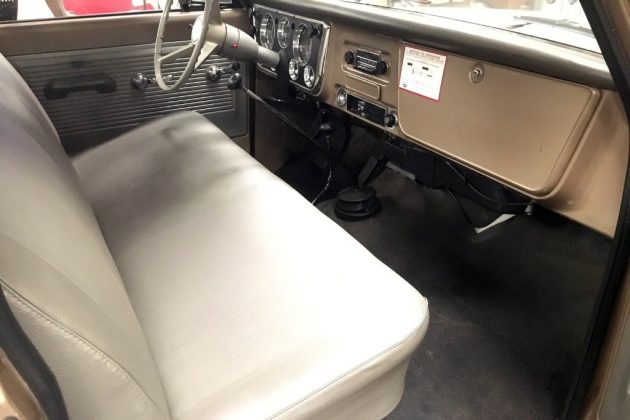 1968 Chevy K10 Interior