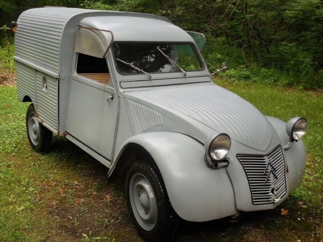 070416 Barn Finds - 1960 Citroën 2CV Van - 1