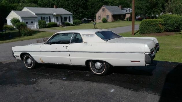 071516 Barn Finds - 1970 Plymouth Sport Fury- 2