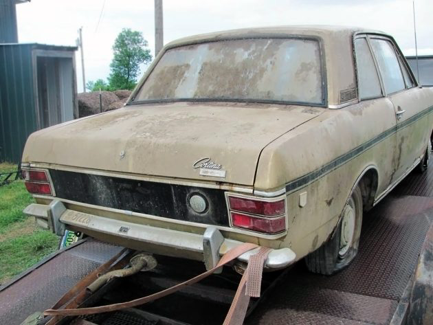 092516-barn-finds-1969-ford-cortina-gt-2