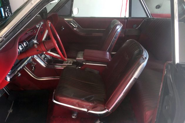 1965 Ford Thunderbird Interior