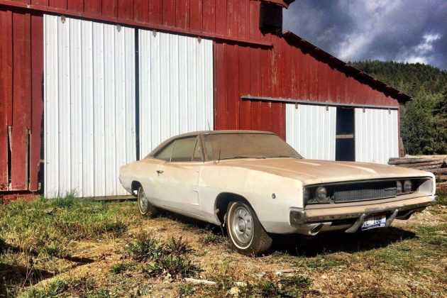 1968-dodge-charger-barn-find