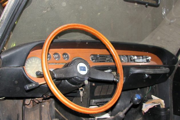 1972-lancia-fulvia-1-3s-interior