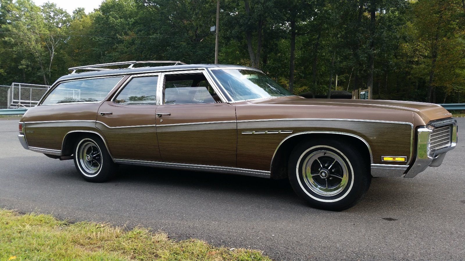 Classy & Huge! 1970 Buick Estate Wagon | Barn Finds