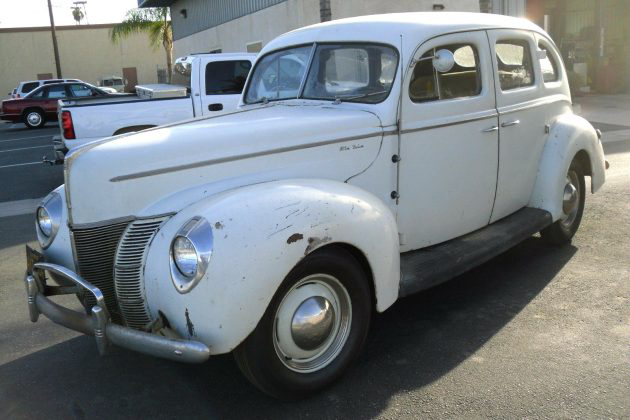 40-ford-deluxe-1