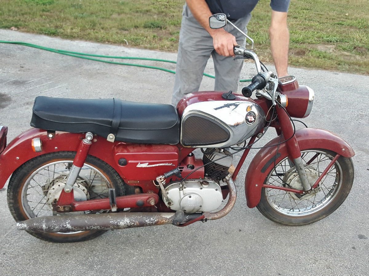 kawasaki　　ドラッカー　　125cc Kawasaki D-Tracker 125 Accessories | Moto Machines