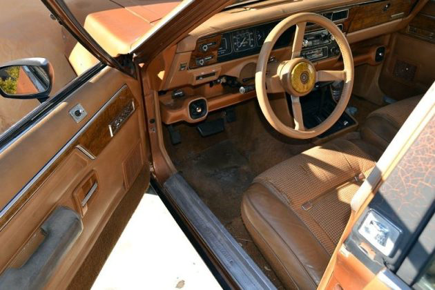 1986-amc-eagle-wagon-interior