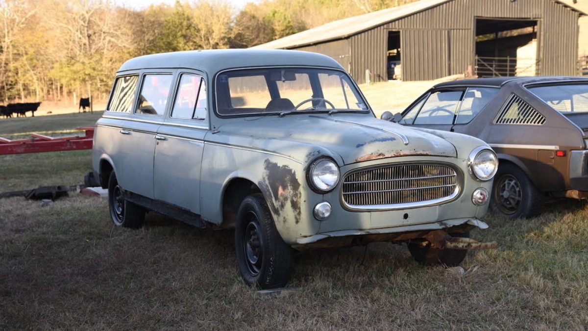 Super Rare Cabrio Project: 1960 Peugeot 403 | Bring a Trailer