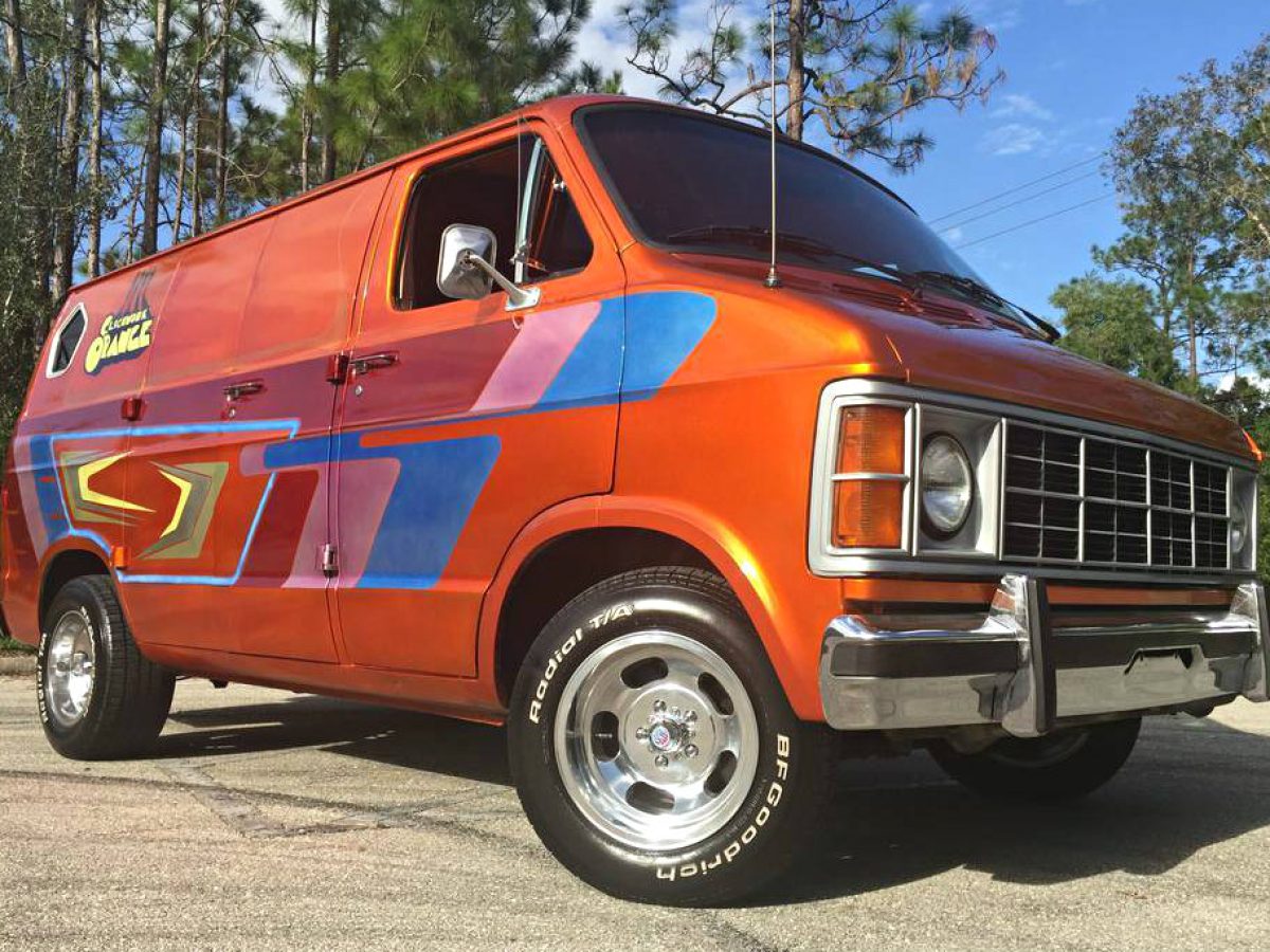 65.GARAGE dodge ram vanパーカー 2003 Dodge Ram Van VIN: 2D6WB11Z63K529585 - CLASSIC.COM