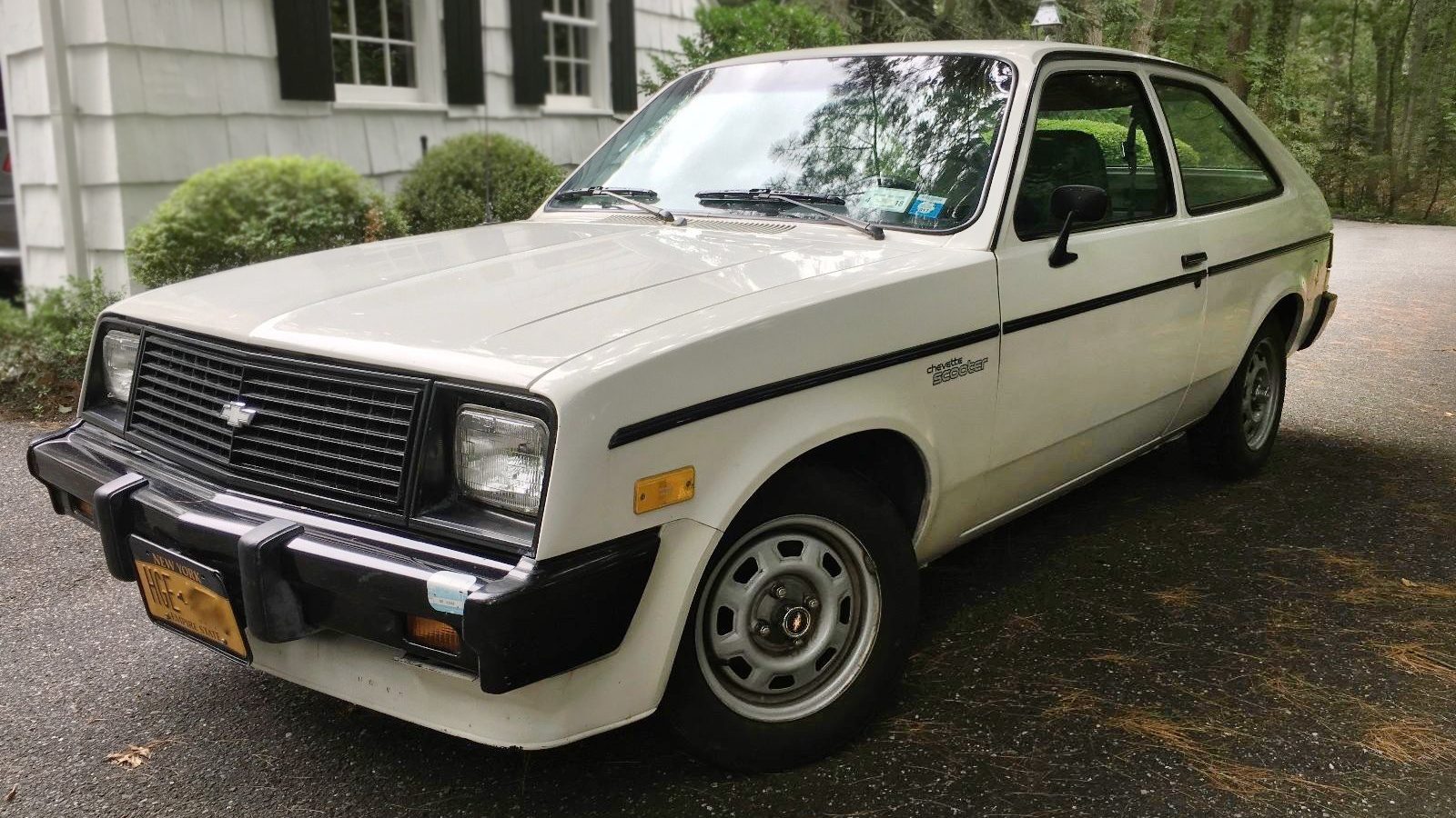 [Image: 060117-1983-Chevrolet-Chevette-Scooter-2...667793.jpg]