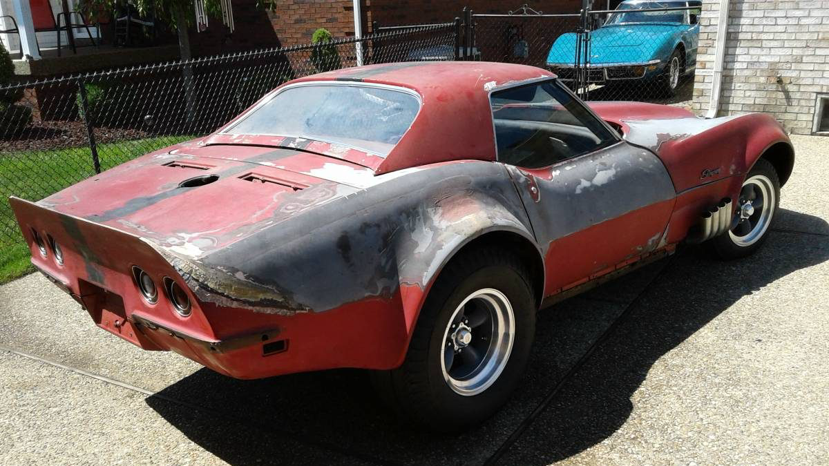 1969 Corvette Rear View 