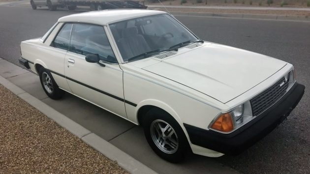 Snow White 1982 Mazda 626