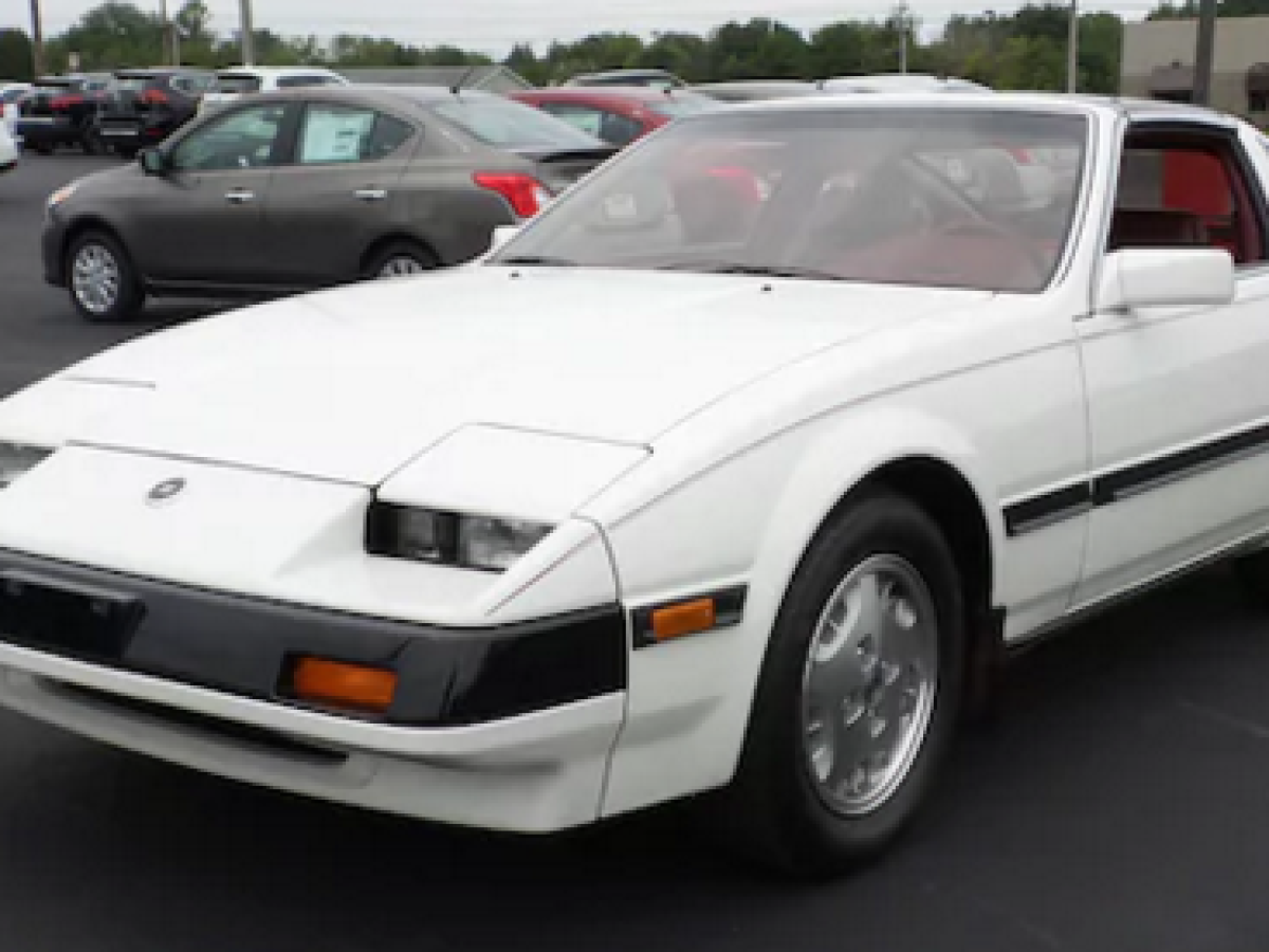 Dealer Trade: 20K Mile 1985 Nissan 300ZX | Barn Finds