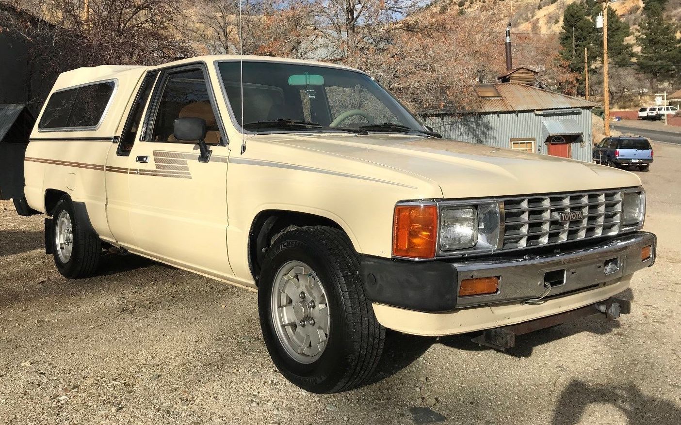 https://barnfinds.com/wp-content/uploads/2018/01/1986-Toyota-SR5-Pickup.jpg