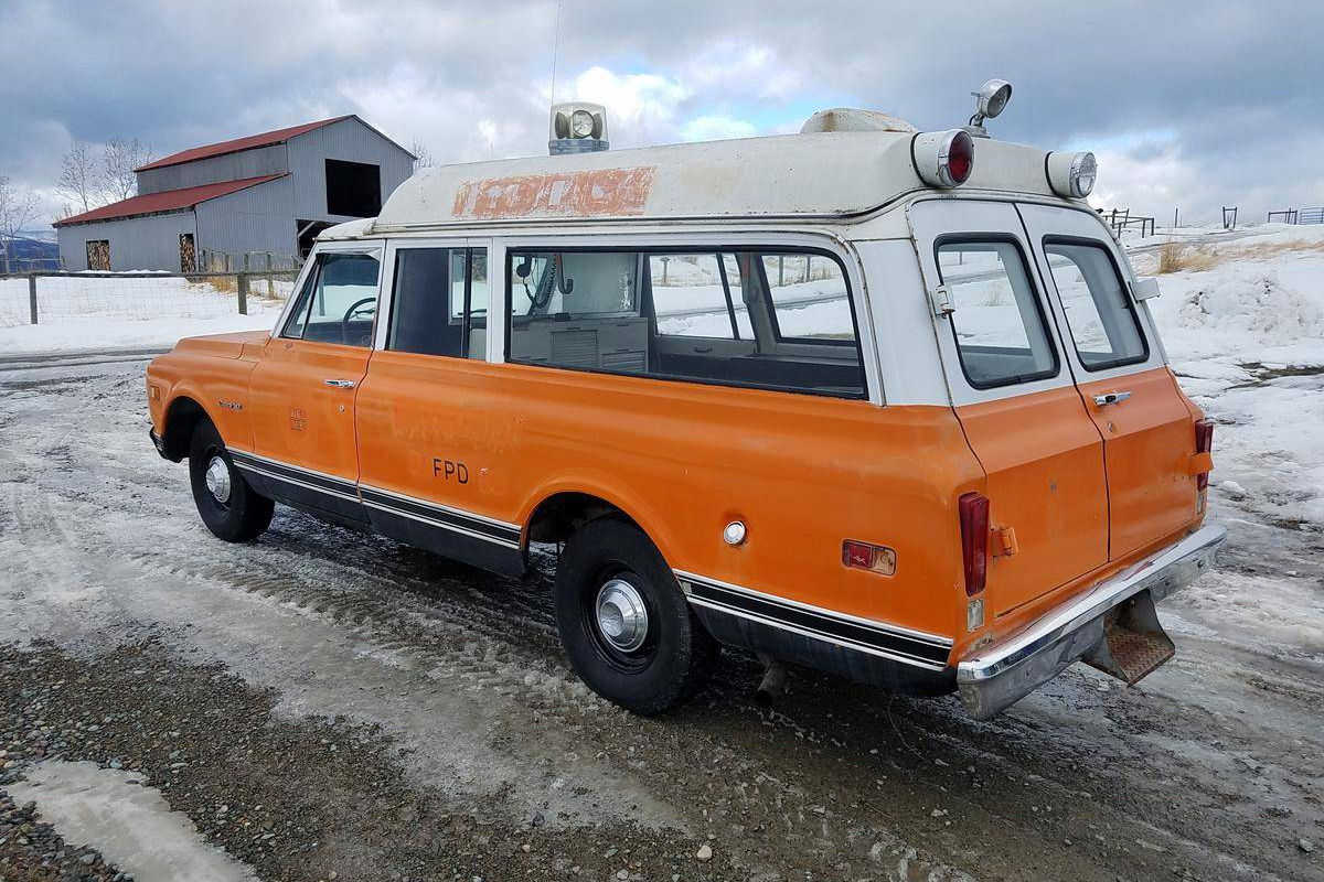 021318 – 1969 Chevrolet Suburban C10 – 3 | Barn Finds