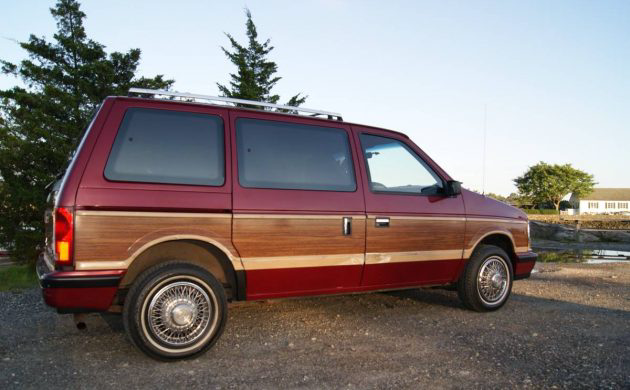 Mint Condition Minivan: 1988 Dodge Caravan LE | Barn Finds