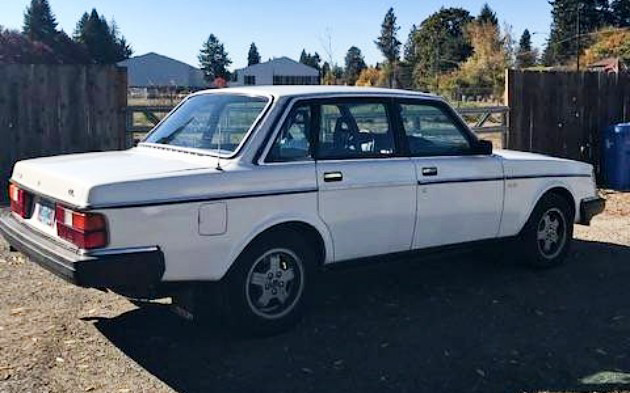 Portland Police Spec: 1985 Volvo 240 Turbo - Barn Finds
