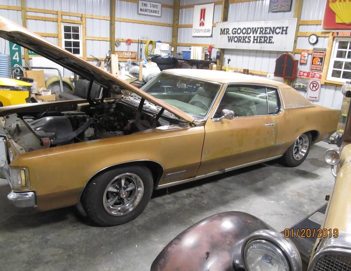 1970_pontiac_grand_prix_b | Barn Finds