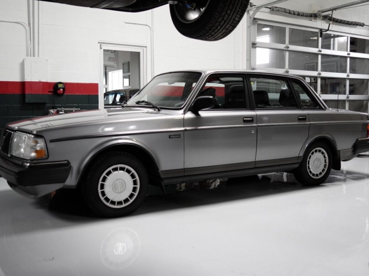 Swedish Gem: 1989 Volvo 240DL 5-Speed | Barn Finds