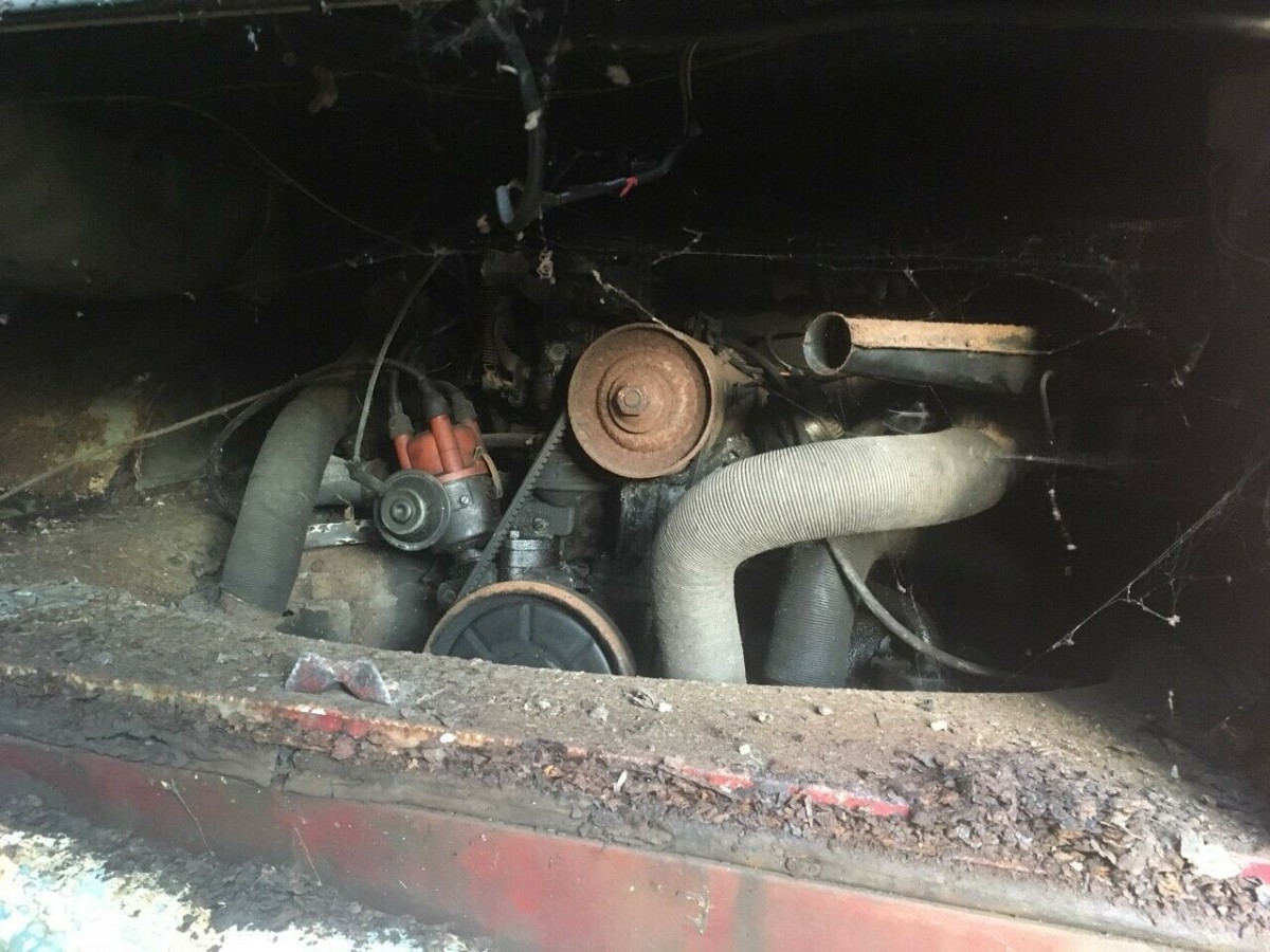 vw bus motor | Barn Finds