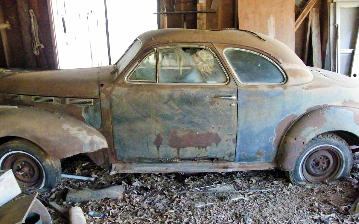 1940 LaSalle Coupe | Barn Finds