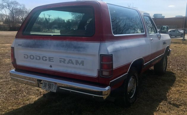 Original Paint: 1990 Dodge Ramcharger | Barn Finds