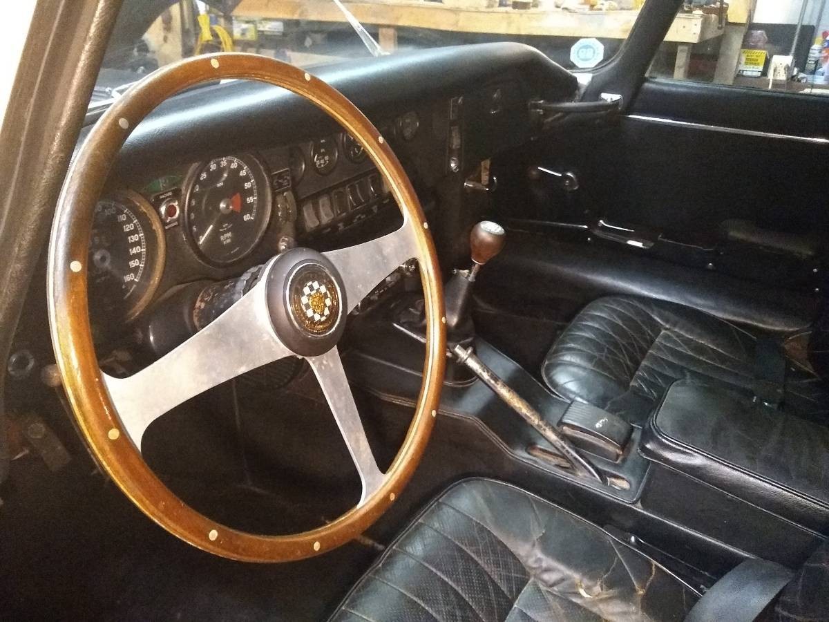 Jaguar E-Type Series 1½ Roadster