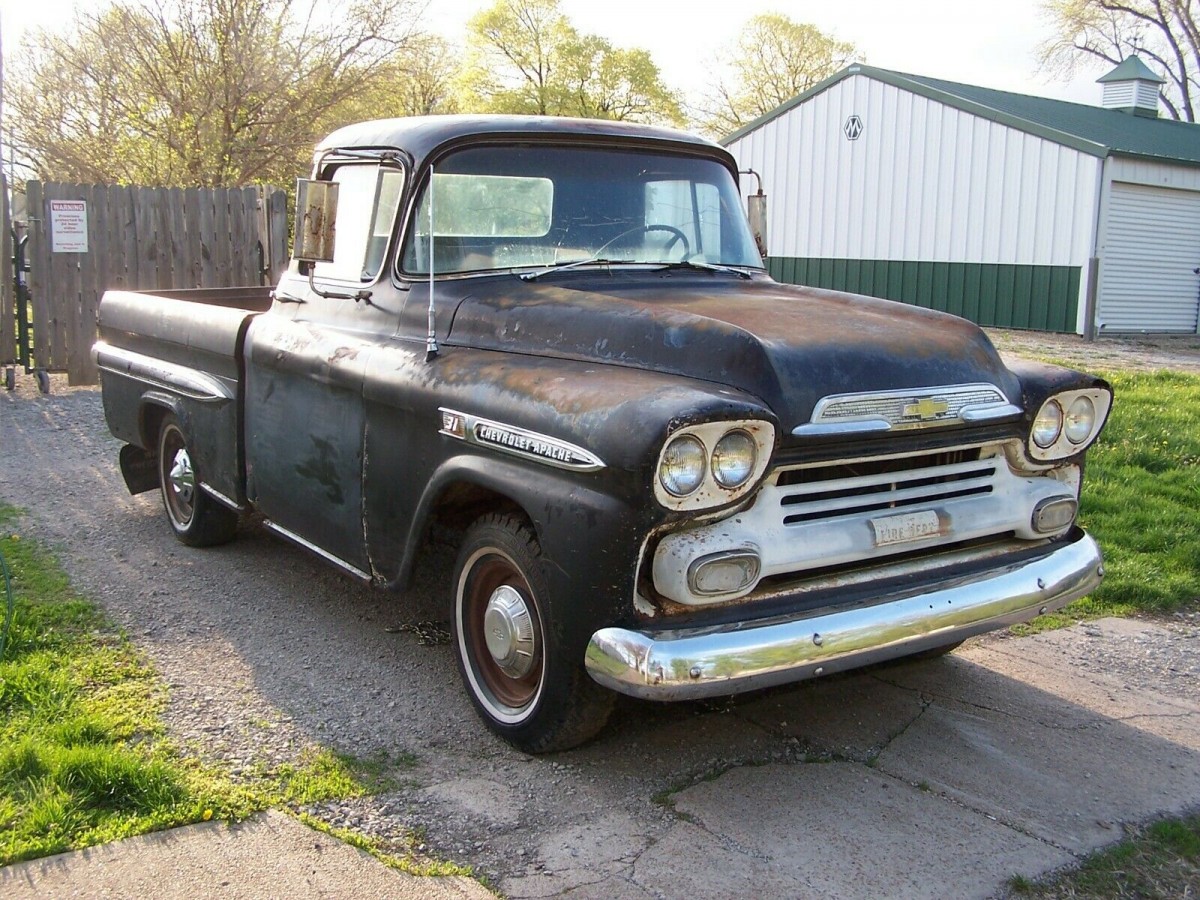 1959 Chevrolet Apache Fleetside Deluxe 5 | Barn Finds