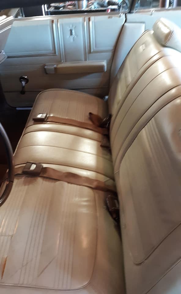 1971 Chrysler bench seat Barn Finds