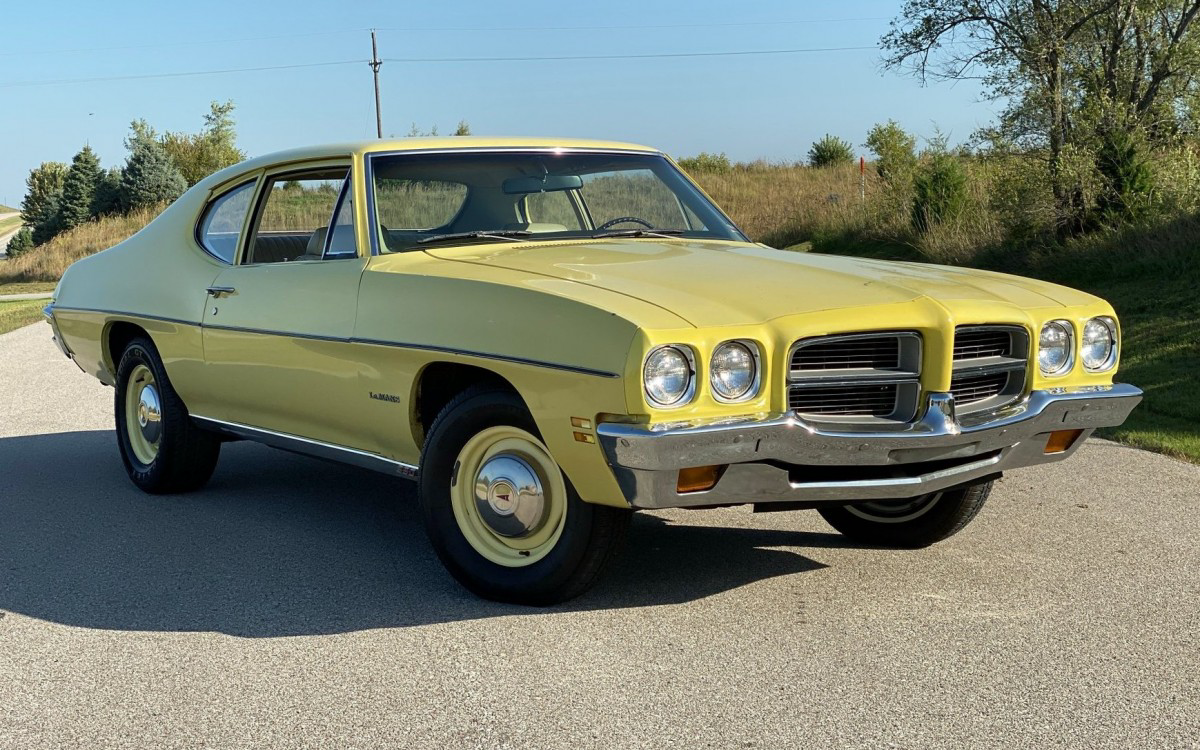 BF AUCTION: 1972 Pontiac LeMans.