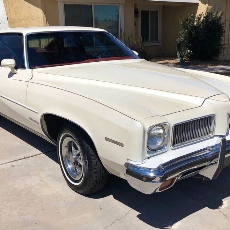 1973 Pontiac LeMans Sport Coupe Colonnade – Original Sales Brochure – Good Condition