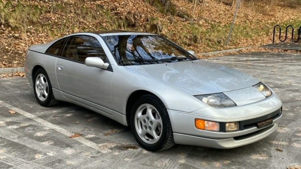 1990-Nissan-300ZX-Photo-1-