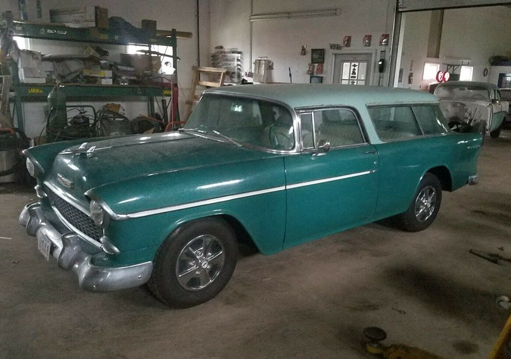 1955 Chevrolet Nomad 2 Barn Finds