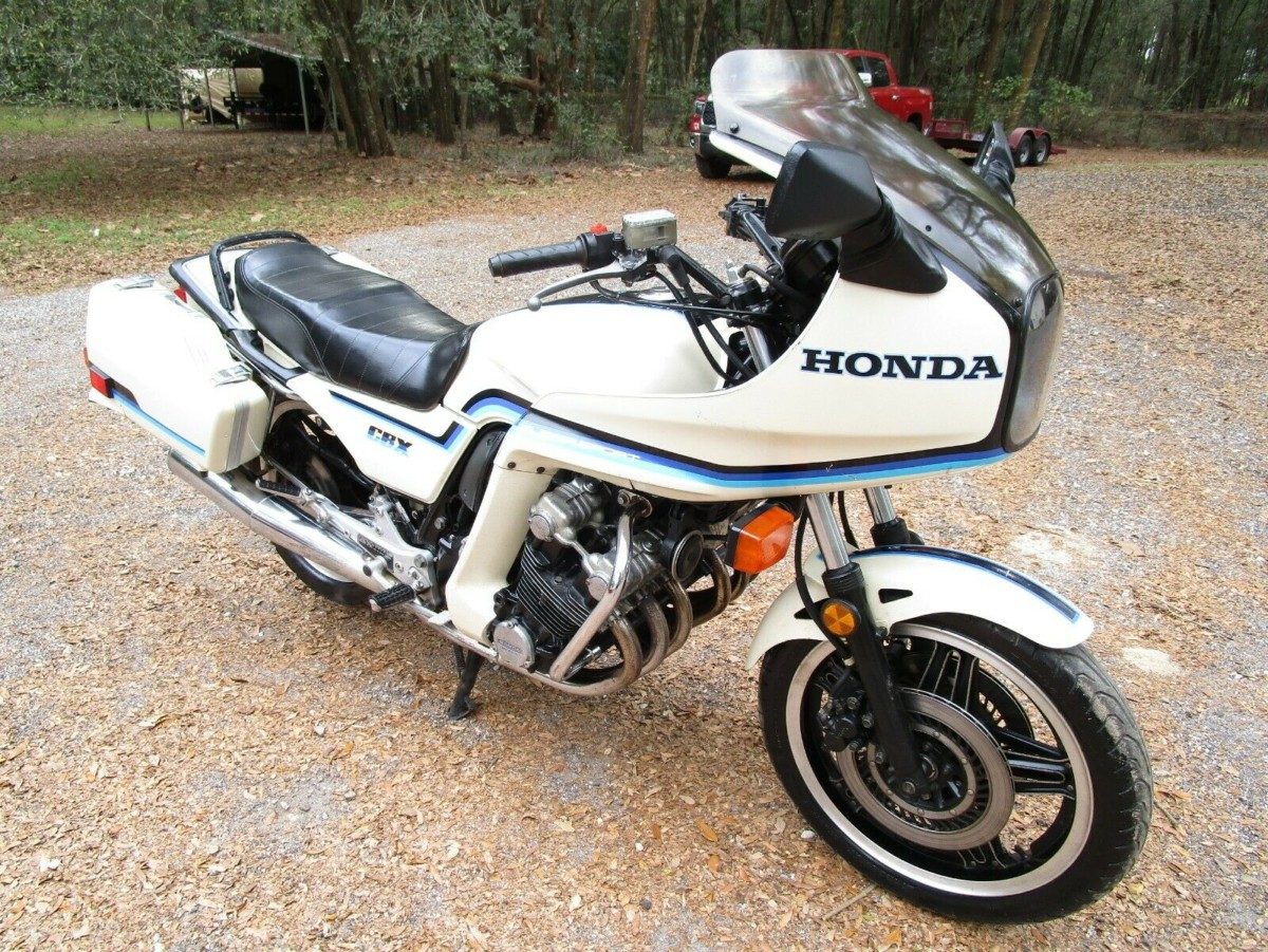 Honda CBX 1047