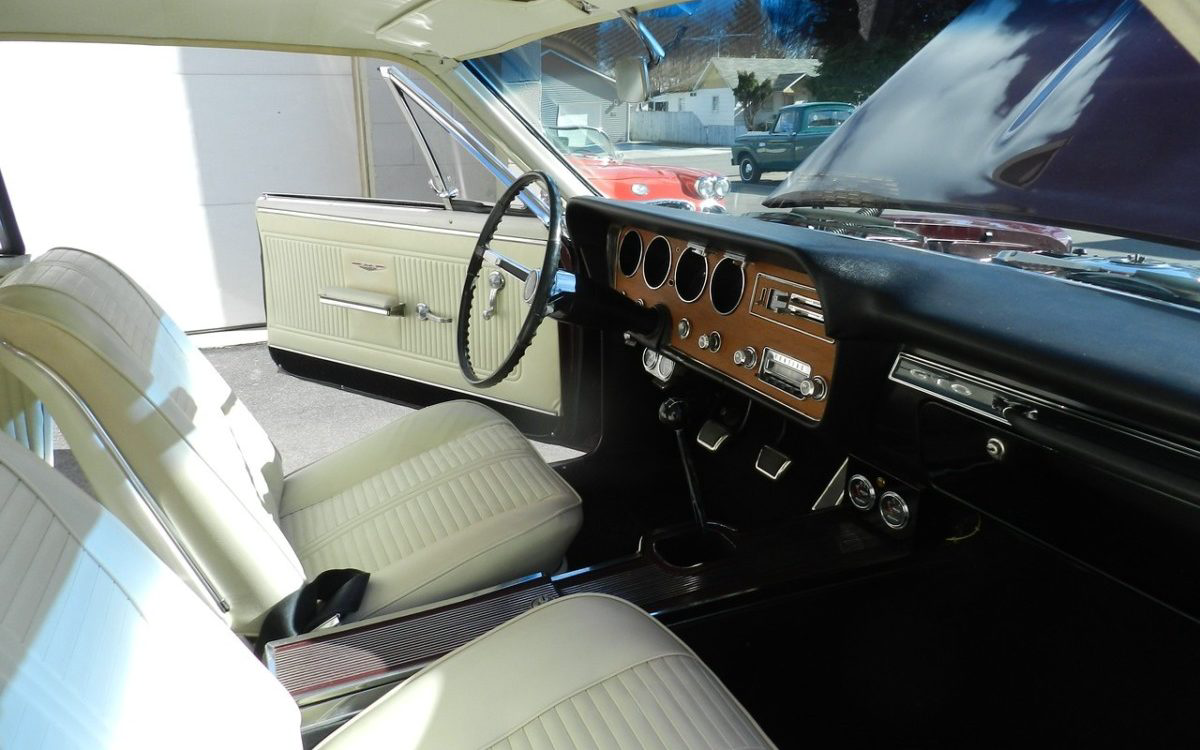 Pontiac Gto Interior Barn Finds